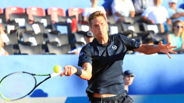 Nino Serdarušić izgubio u 1. kolu ATP turnira u Ženevi, Australac do uspjeha u tri seta