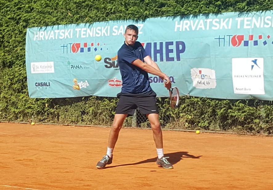 Fran Rakonić u 3. kolu juniorskog ITF turnira u Nišu