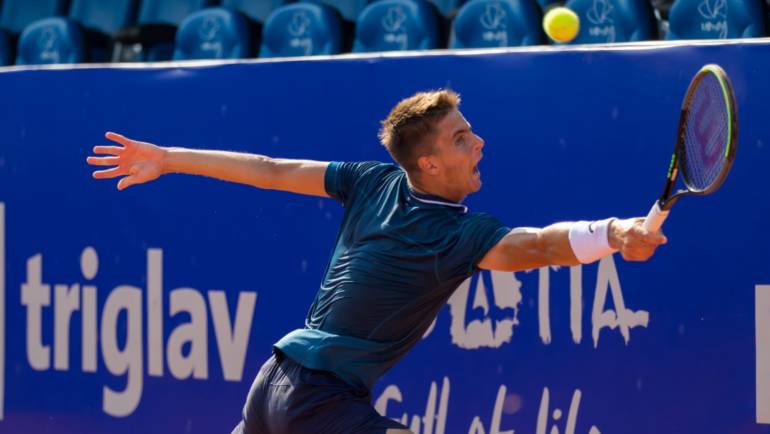 Duje Ajduković u Umagu stigao do prve pobjede u karijeri na ATP Touru