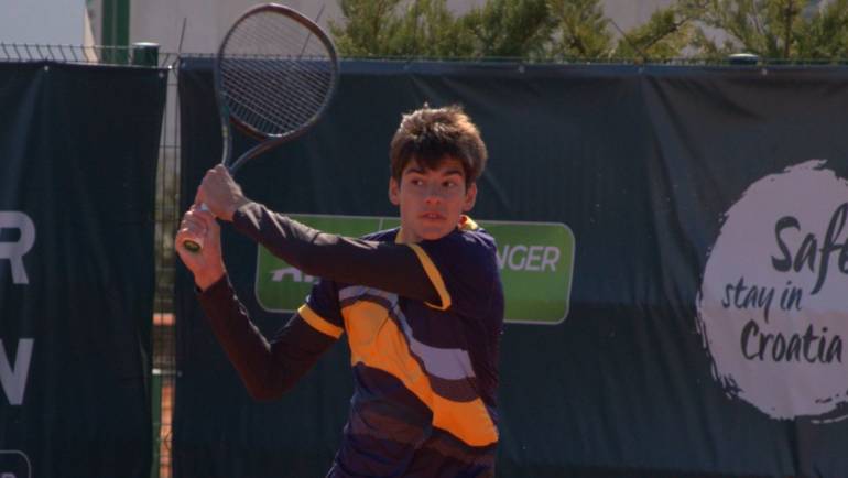 Luka Mikrut u četvrtfinalu ITF turnira u Španjolskoj