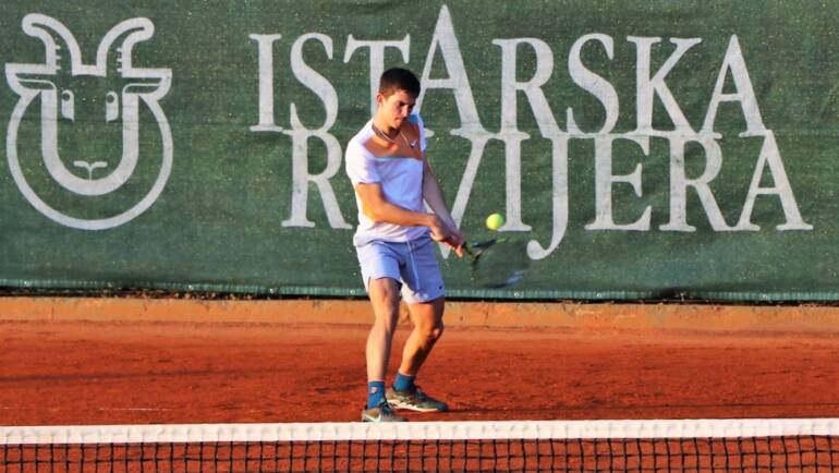 Dino Prižmić izgubio u četvrtfinalu Poreča, odličan otpor favoriziranom Španjolcu