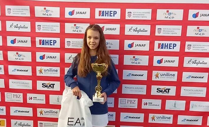 Rene Bertos, Marta Džanić i Lucija Cerović u četvrtfinalu Croatia Cupa u Čakovcu