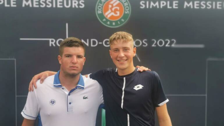 Dino Prižmić zaustavljen u polufinalu juniorskog Roland Garrosa, Mili Poljičak u završnici parova