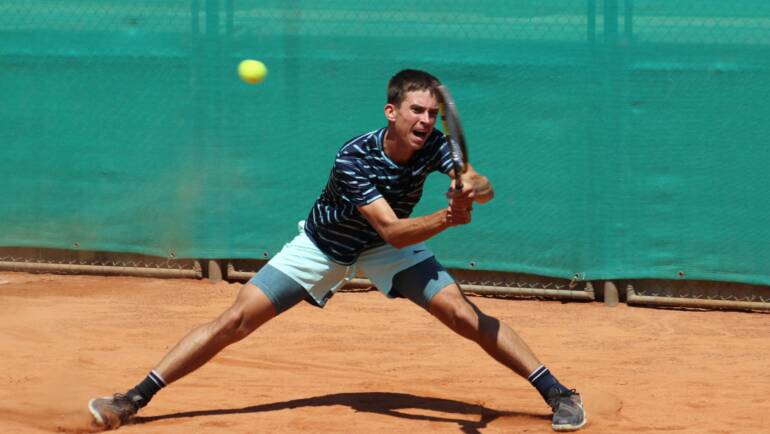 Dino Prižmić u polufinalu Europskog prvenstva do 18 godina u švicarskom Klostersu!