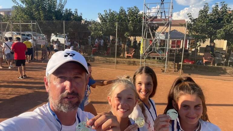 Najbolje hrvatske igračice do 12 godina osvojile 6. mjesto na završnom turniru Summer Cupa