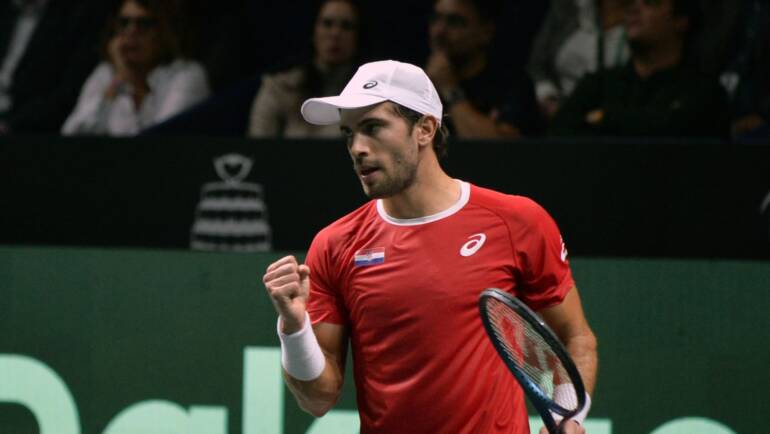 Borna Ćorić lako do 3. kola ATP Masters 1000 turnira u Madridu, prekinuo niz od pet poraza