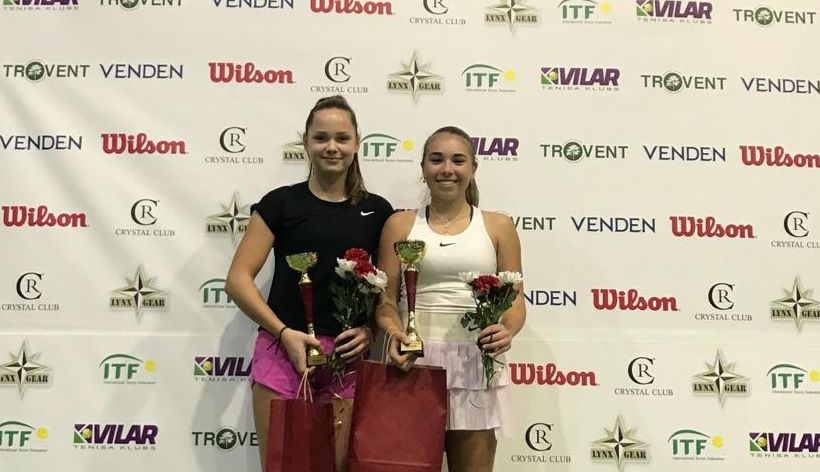 Nora Knežević i Dora Mišković do naslova u paru na juniorskom ITF turniru u Aizkraukleu