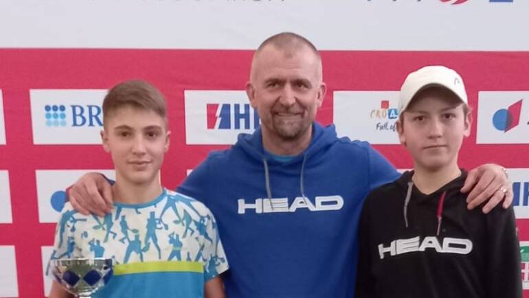 Dario Zorica i Mia Taslak pobjednici HEP dvoranskog prvenstva Hrvatske do 14 godina u Zagrebu