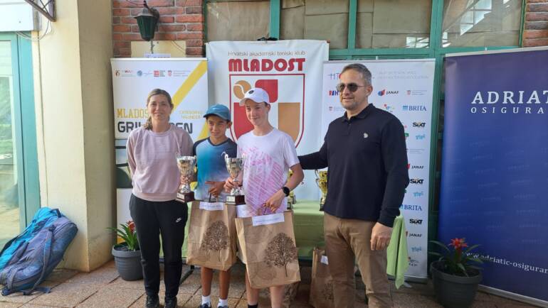 Jou-George Gnjidić u finalu Mladost Grill Opena, osvojio naslov u konkurenciji parova