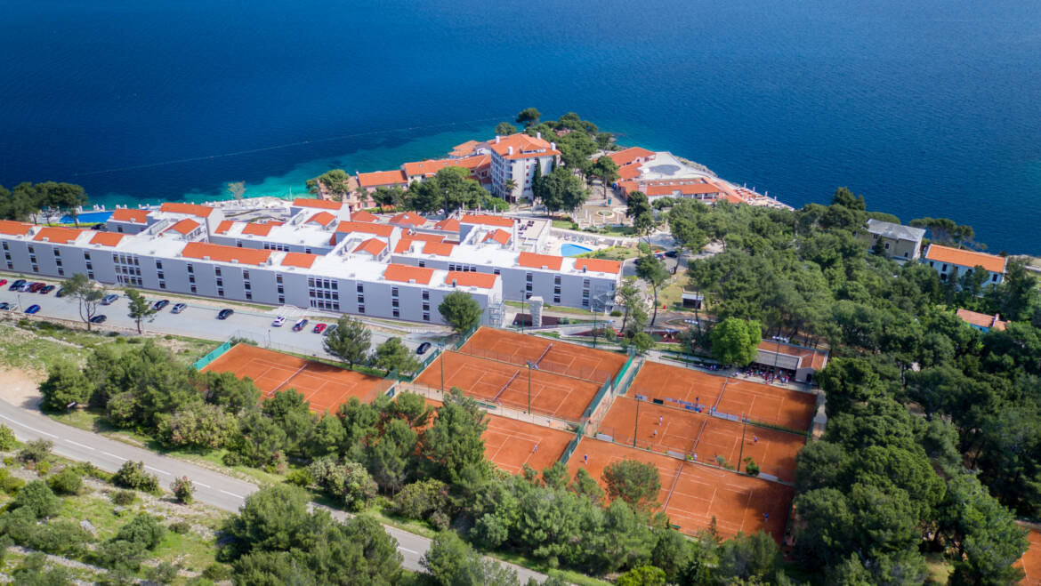 Dva tjedna besplatnog treninga u Ljubicic Tennis Academy!