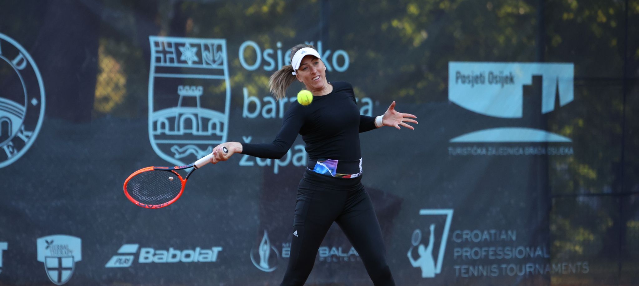 Tena Lukas u završnici Osijek Opena, u polufinalu nadvisila braniteljicu naslova Dominiku Šalkovu
