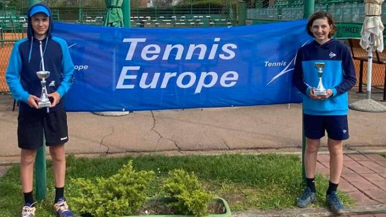 Dario Zorica u finalu Zaba Cupa, s Reneom Bertosom do naslova u paru