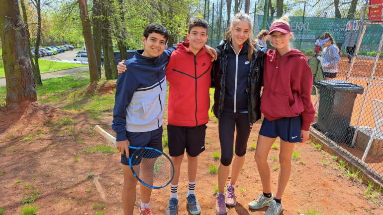 Sophia Santos i Ivano Ilić do 2. kolu na TE turniru u Mostu, Natali Jelenić u Ulcinju