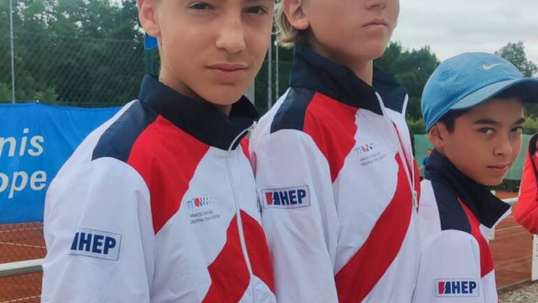 Hrvatski tenisači peti na turniru Summer Cupa u Češkoj, tenisačice četvrte u Poljskoj