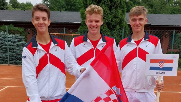 Hrvatski juniori u Ričanyma bolji od Izraelaca, u polufinalu protiv domaćina Češke