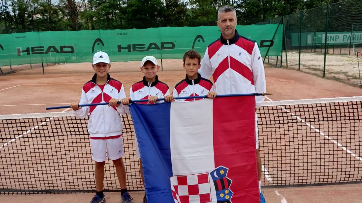 Hrvatska ženska reprezentacija do 12 godina bez finala u Rakovniku, dječaci šesti u Dijonu