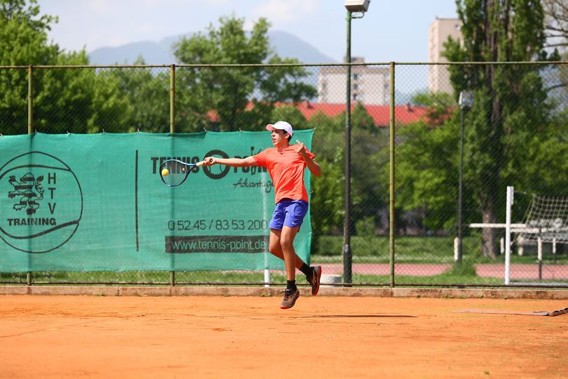 Dorian Salopek u četvrtfinalu juniorskog ITF turnira u Skoplju