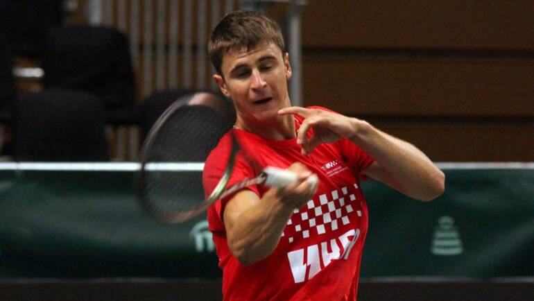 Duje Ajduković u 2. kolu kvalifikacija u Barceloni, Jana Fett izgubila u Stuttgartu