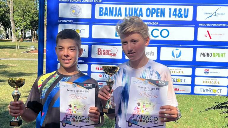 Ivan Dumbović do naslova u paru na Tennis Europe turniru u Banjoj Luci