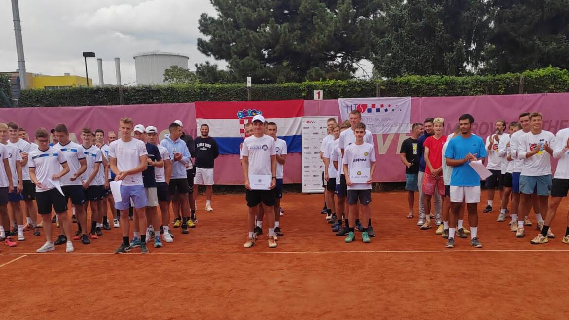Top Spin i Split 1950 za naslov pobjednika Janaf ekipnog PH za juniore do 18 godina