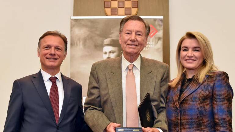 Nikoli Piliću nagrada za životno djelo Franjo Bučar