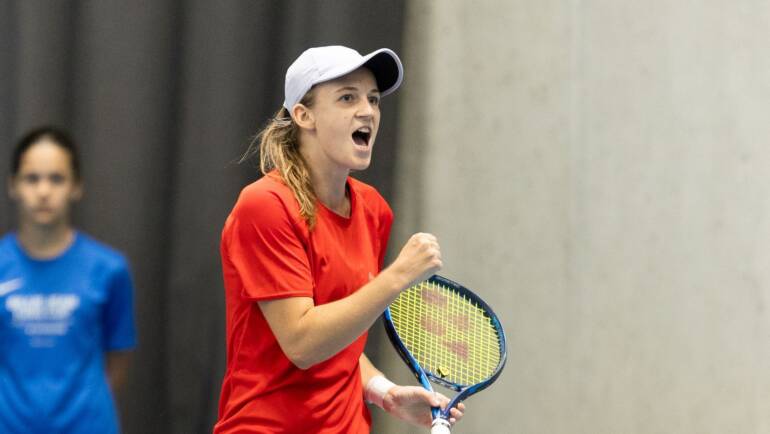 Lea Bošković uvjerljivo prošla prvu prepreku, uspješna i Iva Primorac Pavičić