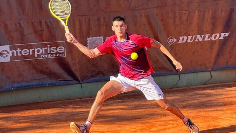 Luka Mikrut slavio protiv Mateja Dodiga u polufinalu ITF World Tennis Toura u Splitu