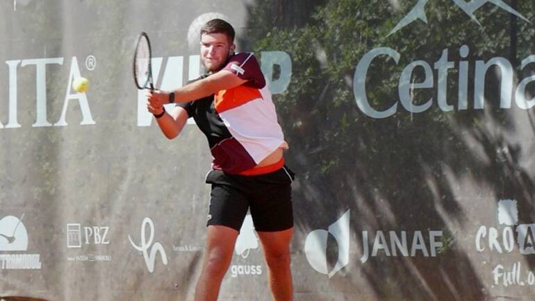 Mili Poljičak u finalu ITF turnira u Doboju, s Marinom Jakićem do naslova u paru