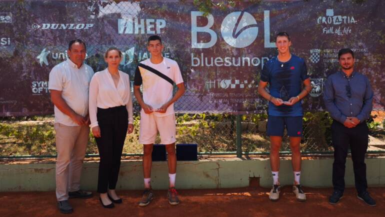 Luka Mikrut pobjednik ITF World Tennis Toura u Bolu, osvojio svoj drugi profesionalni naslov u singlu!