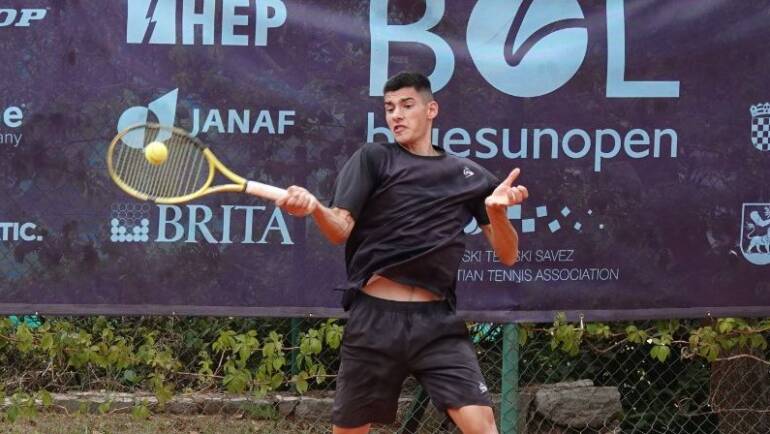 Luka Mikrut među najboljih osam u Antalyji