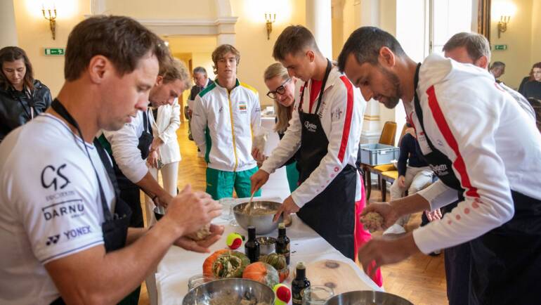 Hrvatska protiv Litve u pripremi peciva s bučinim sjemenkama