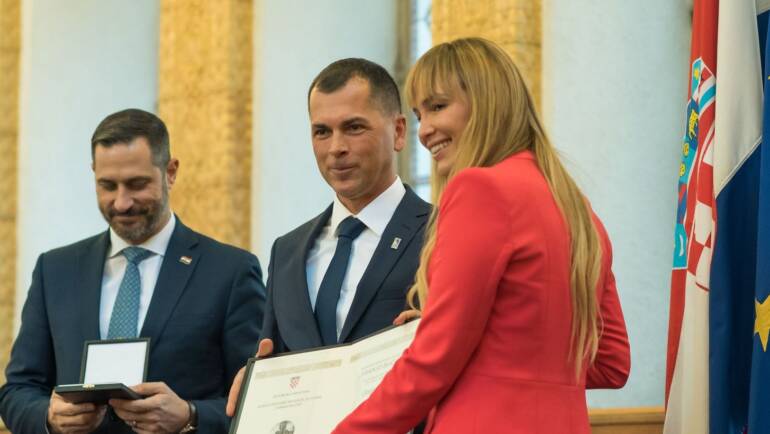 Donna Vekić primila državnu nagradu za sport “Franjo Bučar”