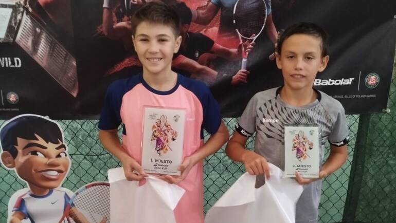 Borna Marić i Ana Marija Rebić pobjednici Dvoranskog Babolat Zagi kupa do 12 godina