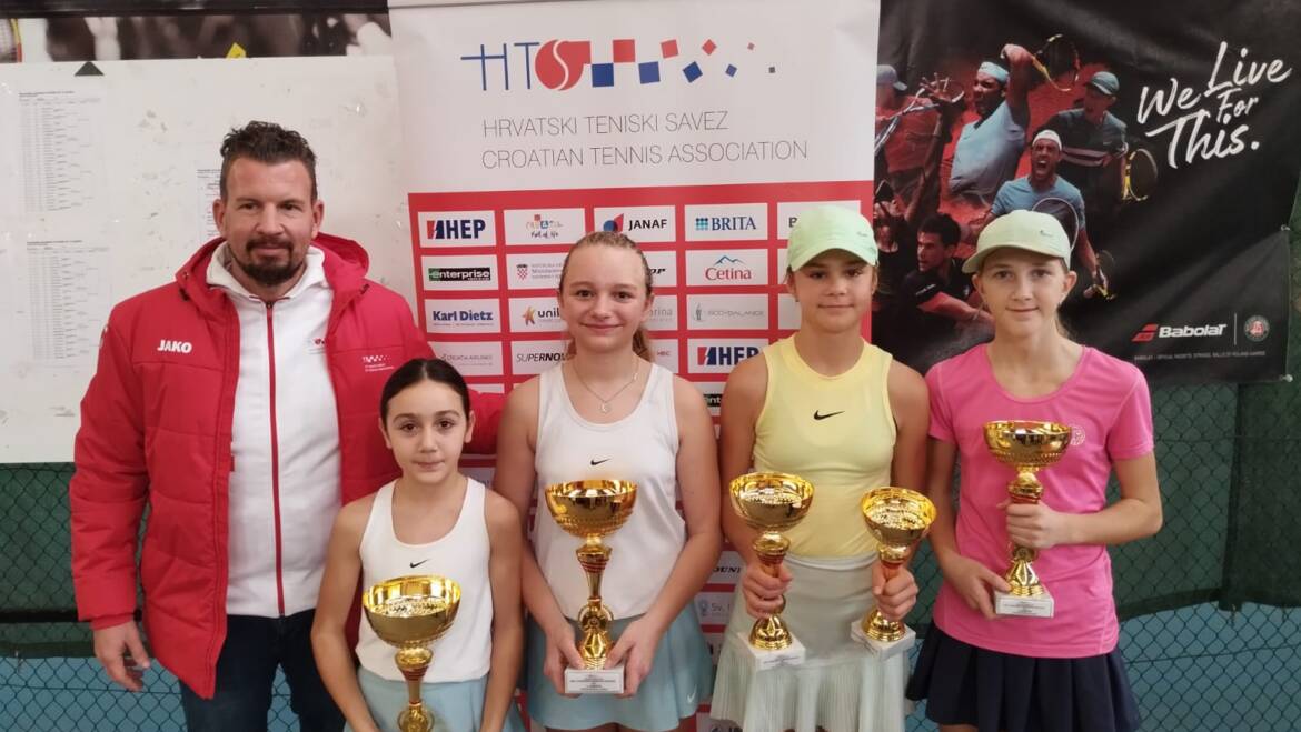 Borna Marić i Jakov Kramarić te Ana Marija Rebić i Lea Bertos u finalu Dvoranskog PH do 12 godina