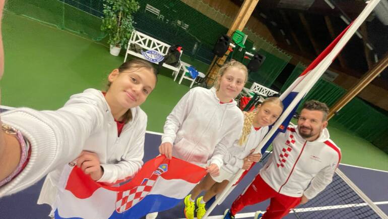 Muška reprezentacija do 14 godina izgubila od Slovenaca, a ženska od Britanki