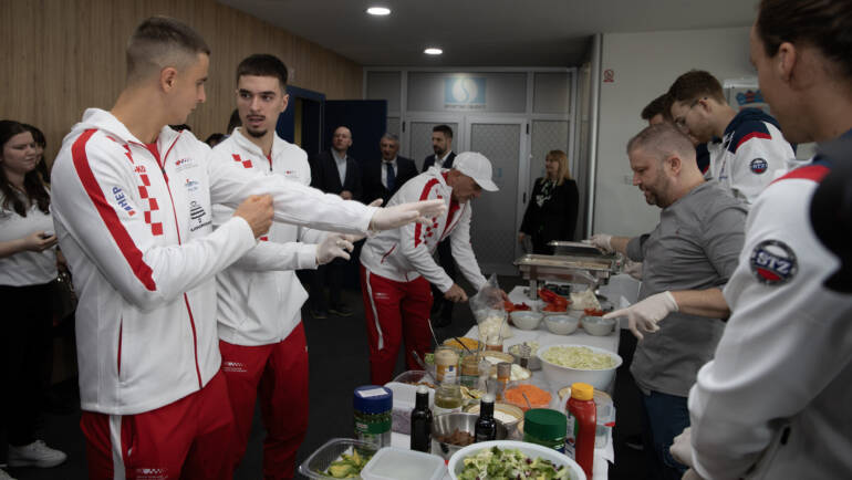 Tko bolje priprema hranu, hrvatski ili slovački tenisači?
