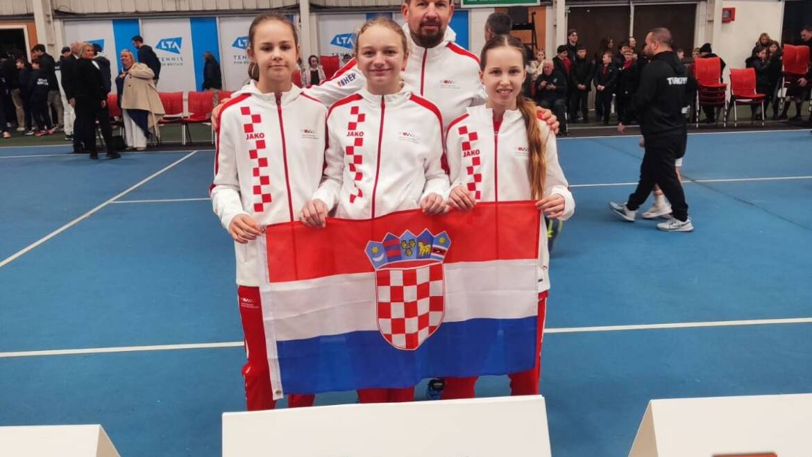 Hrvatska ženska reprezentacija do 12 godina u polufinalu završnog turnira Winter Cupa!