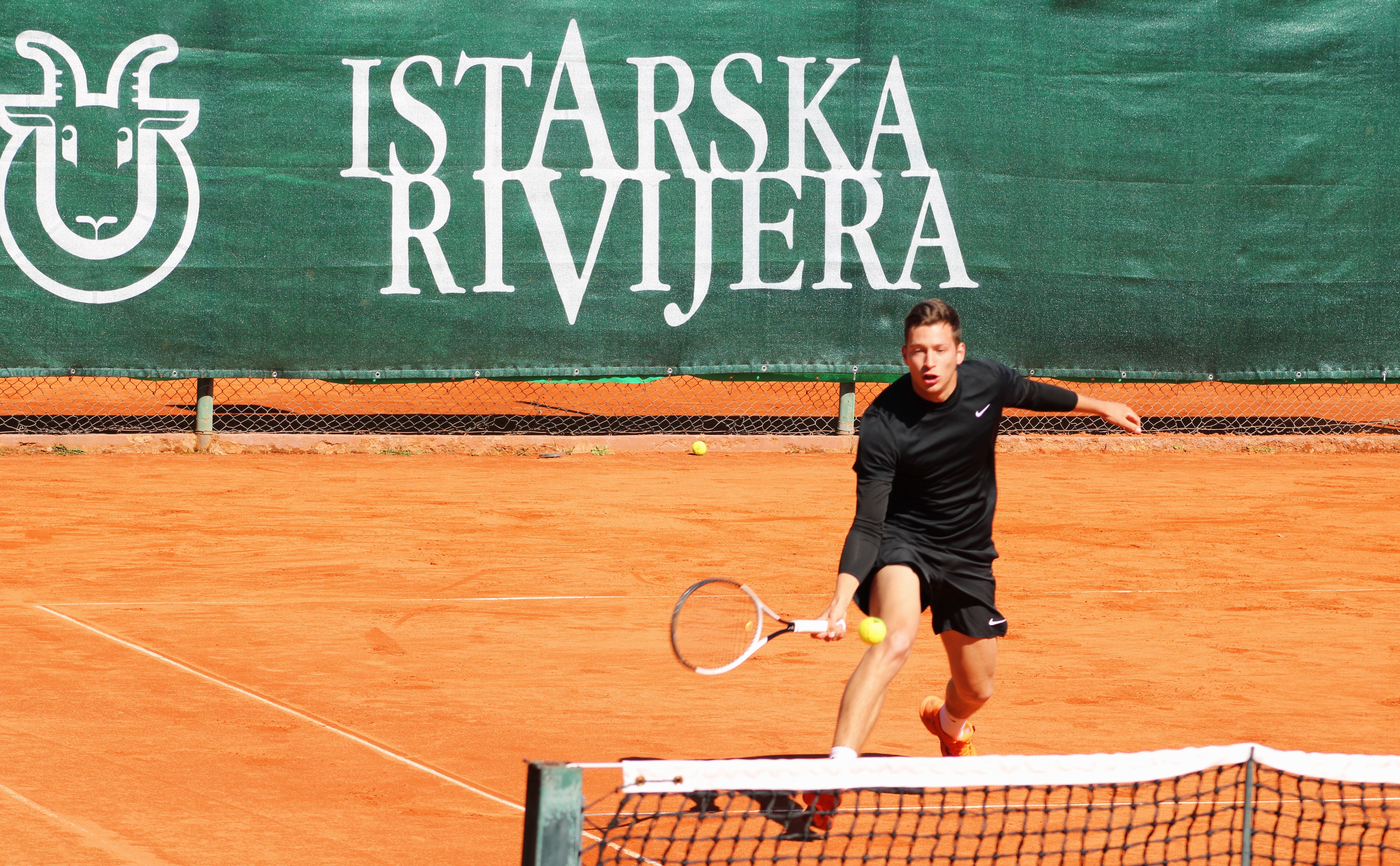 Nikola Bašić do 2. kola ITF World Tennis Toura u Rovinju