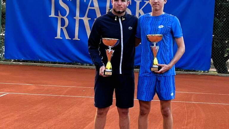 Mili Poljičak bez završnice singla u Poreču, s Emanuelom Ivaniševićem do naslova u paru