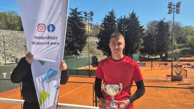 Hrvoje Jutreša i Dario Zorica u 3 kolu juniorskog ITF turnira u Subotici