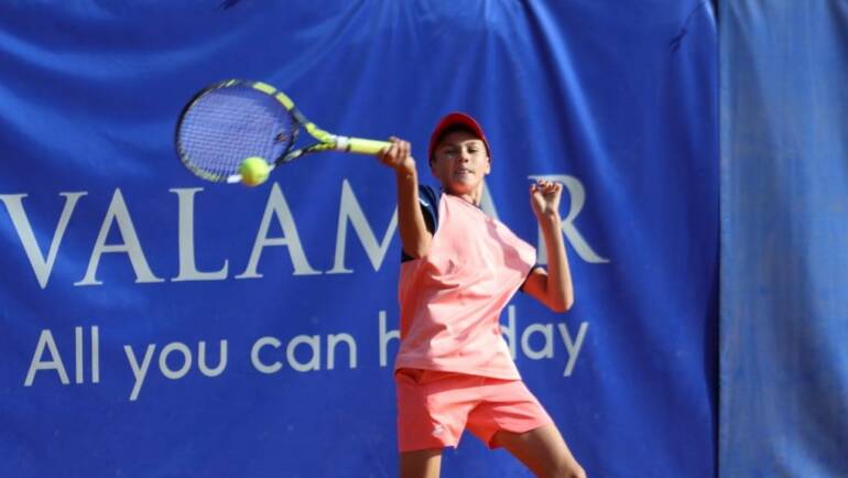 Jakov Ogrizek i Lea Bertos do polufinala u Prijedoru