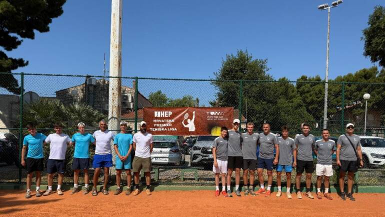 Pobjede momčadi Ponikvi, HTK Zagreba, Chromos-Savice i Ogulina