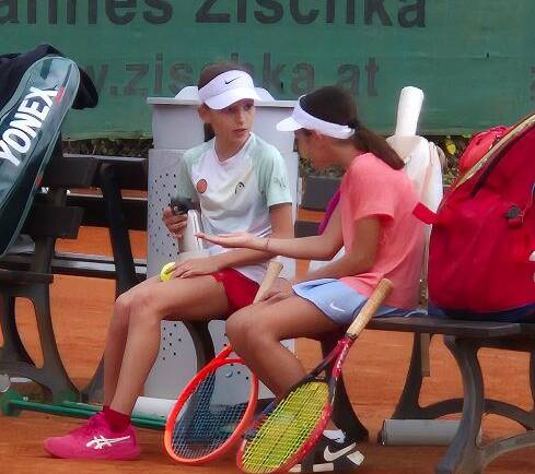 Lea Bertos, Lucija Gojčeta i Marta Barišić u polufinalu Kids Istarske rivijere u Poreču