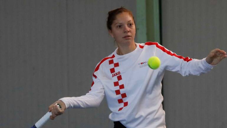 Antonia Ružić lako do četvrtfinala u Limogesu