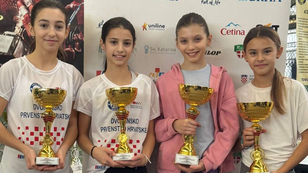 Noa Tokić i Jure Domagoj Lukin te Marta Barišić i Ira Pupovac u finalu Dvoranskog PH do 12 godina