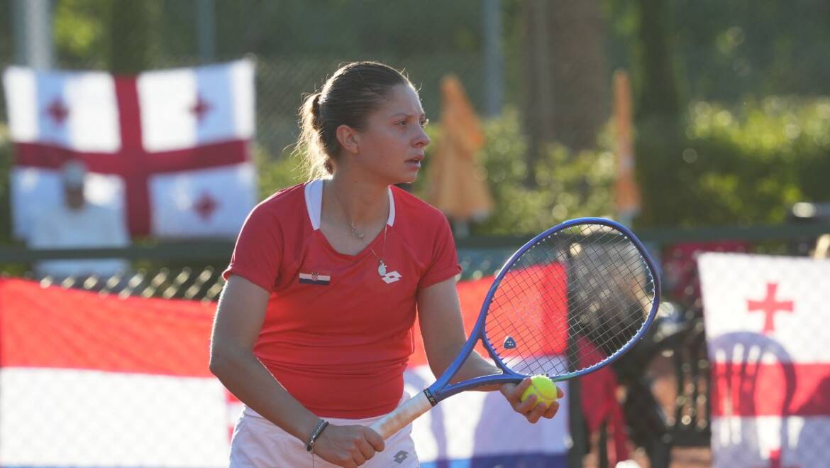 Antonia Ružić završila nastup na WTA turniru u Stuttgartu u 1. kolu, Samsonova uvjerljiva
