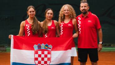 Naša ženska reprezentacija do 14 godina za 3. mjesto na turniru Summer Cupa u Karlovcu