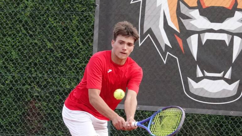 Ivan Maraković i Nika Čakarun među najboljih osam na juniorskom ITF turniru u Radomlju